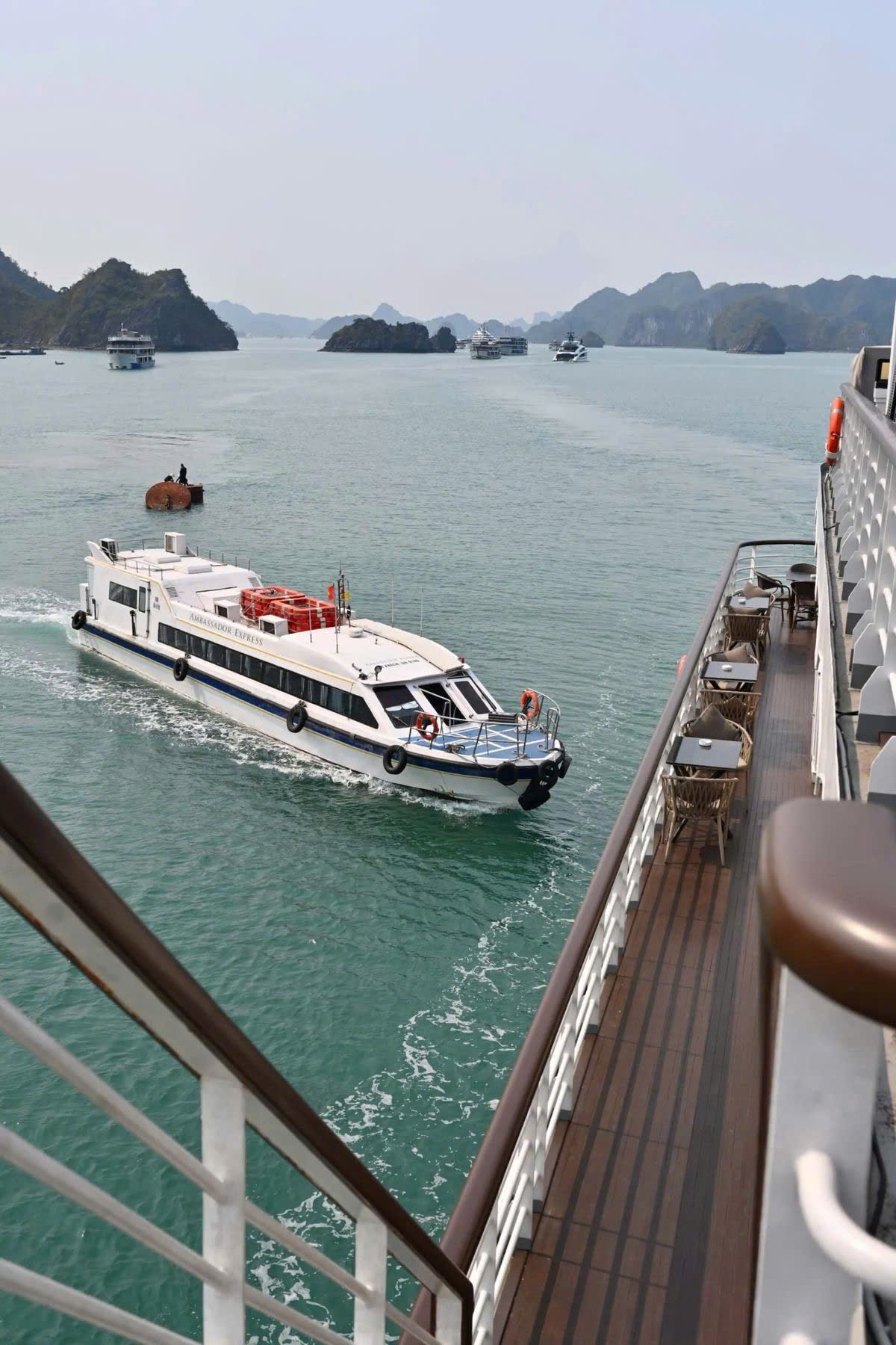 Halong Bay luxury cruise experience in Vietnam: an overnight Halong Bay tour package from Hanoi